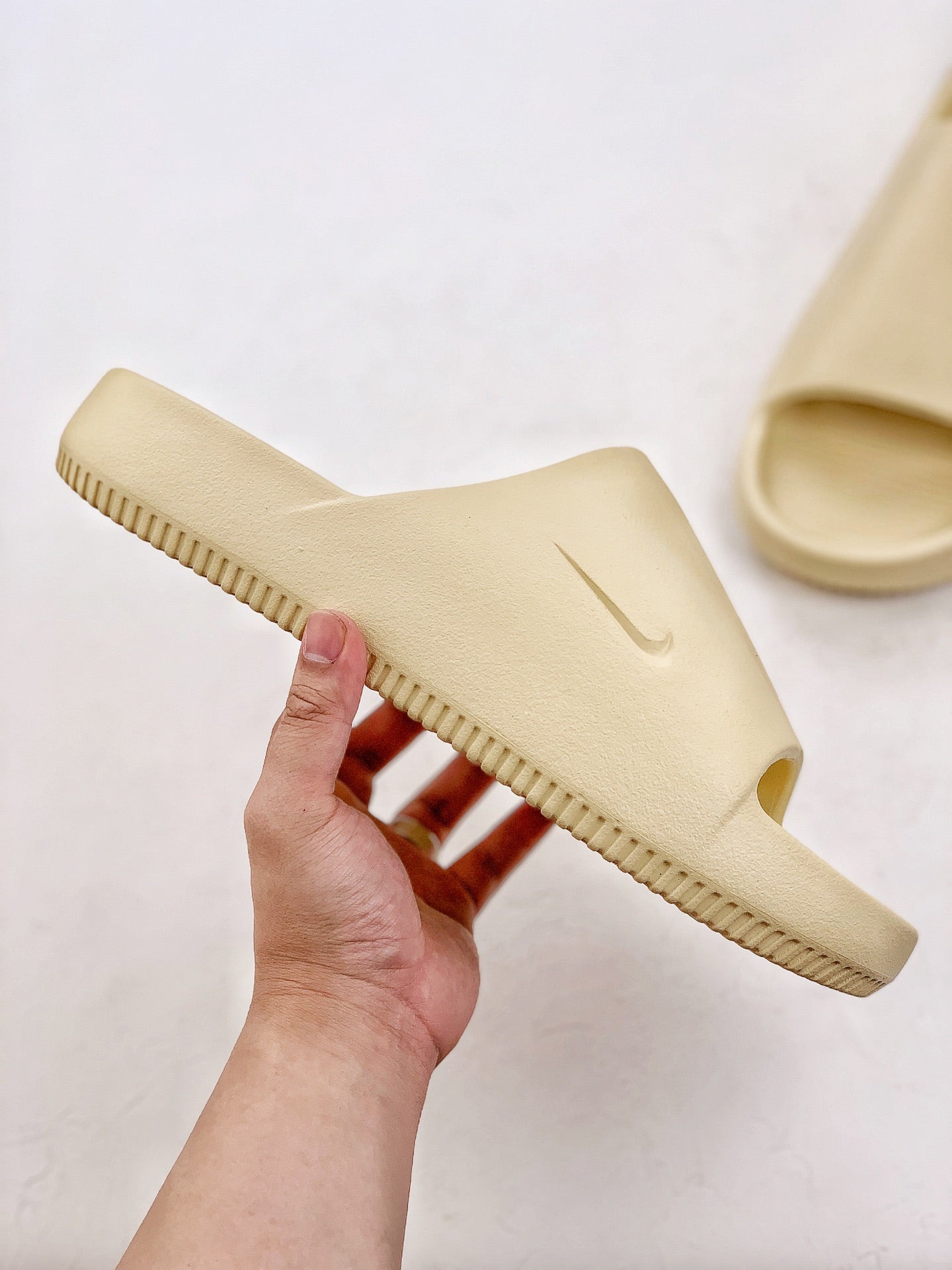 Nk. Calm slide