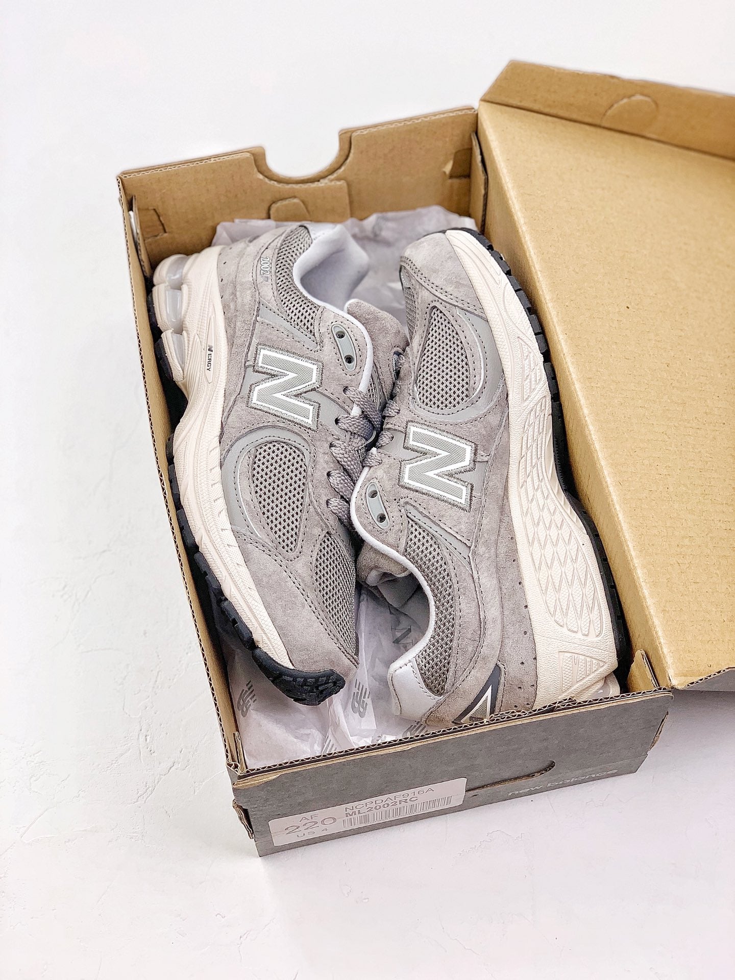 NB 2002R