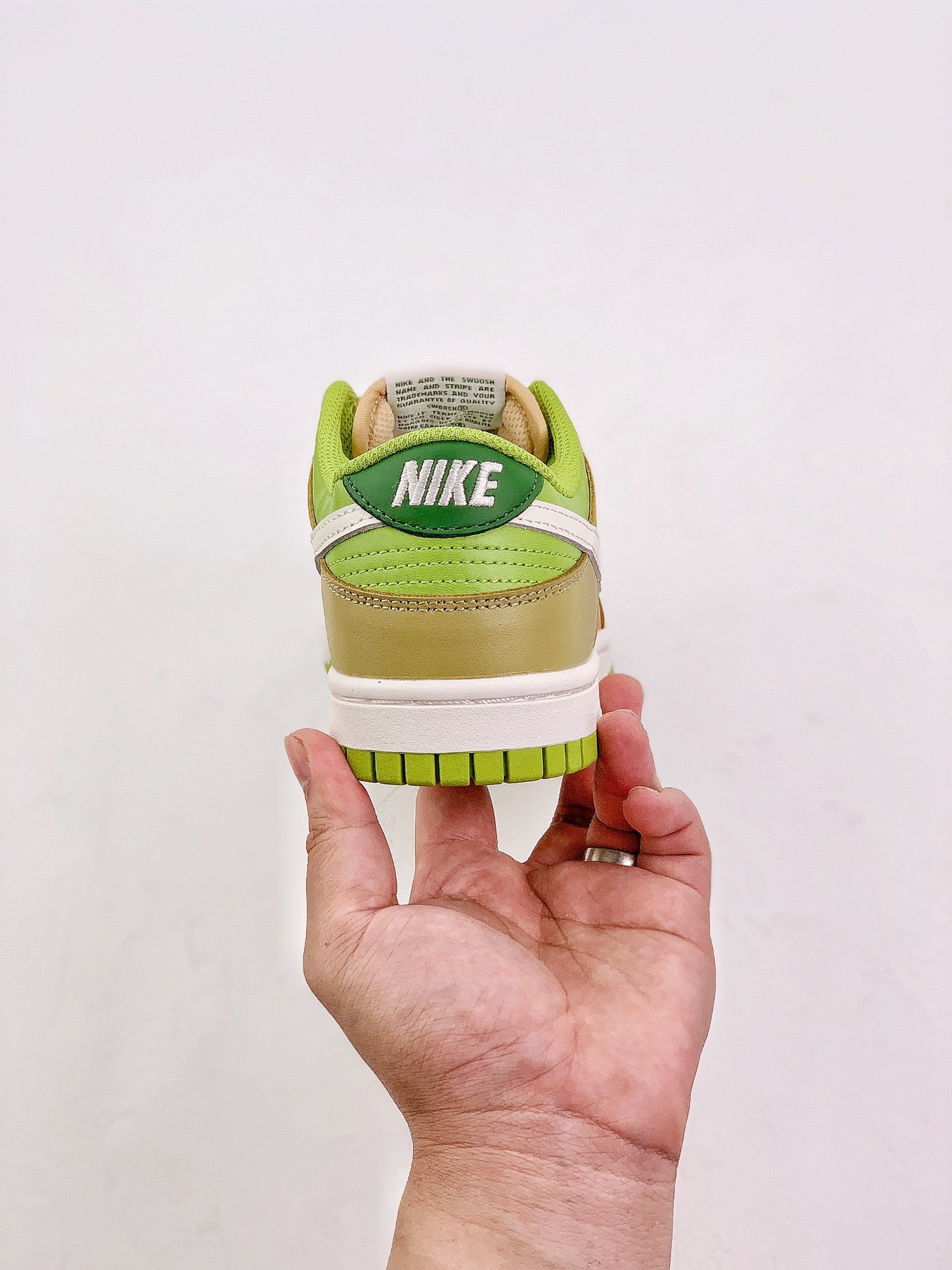 SB Dunk Low Green