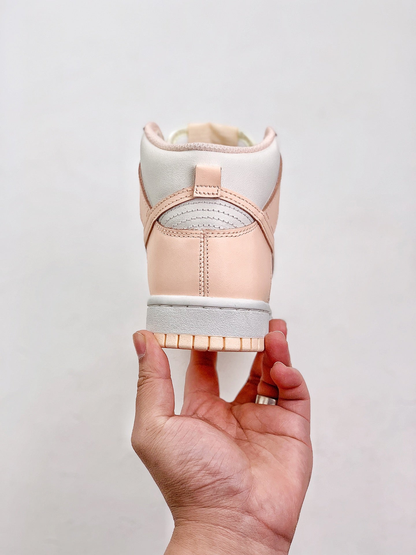 Nk SB Dunk High"Crimson Tint"