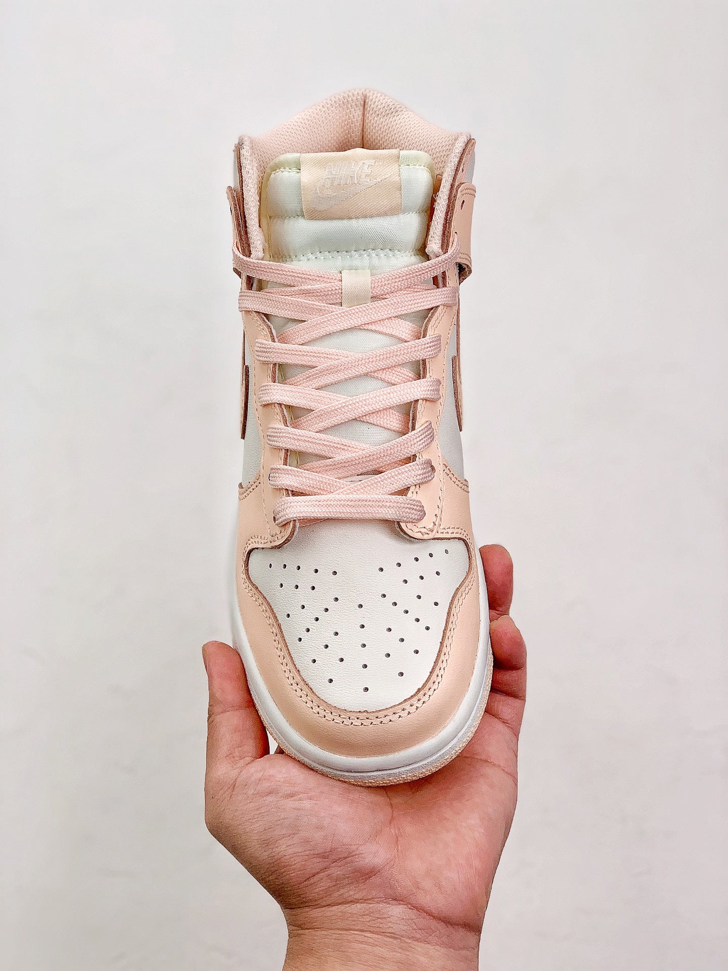 Nk SB Dunk High"Crimson Tint"