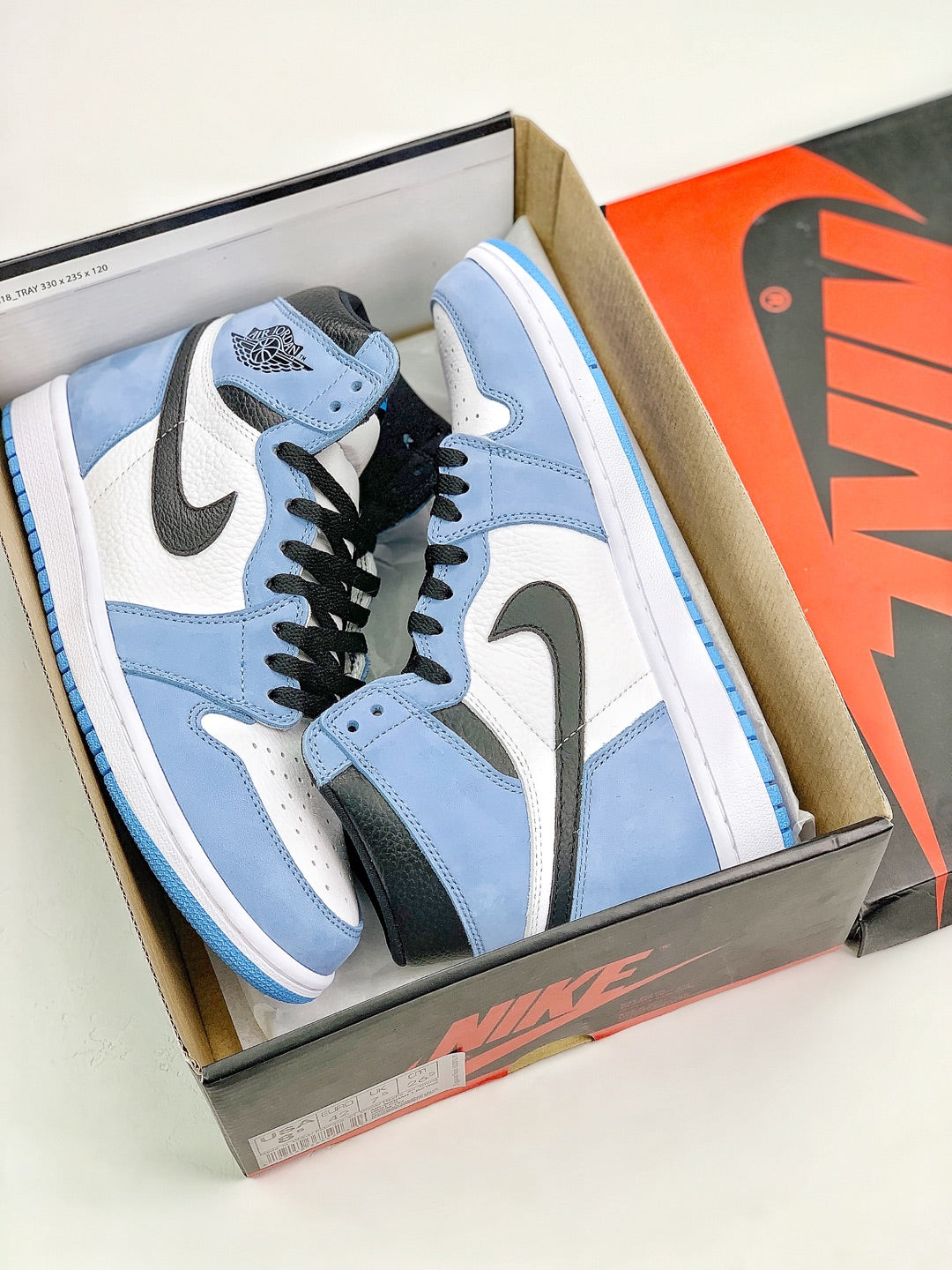 Air Jordan 1 High OG“University Blue”