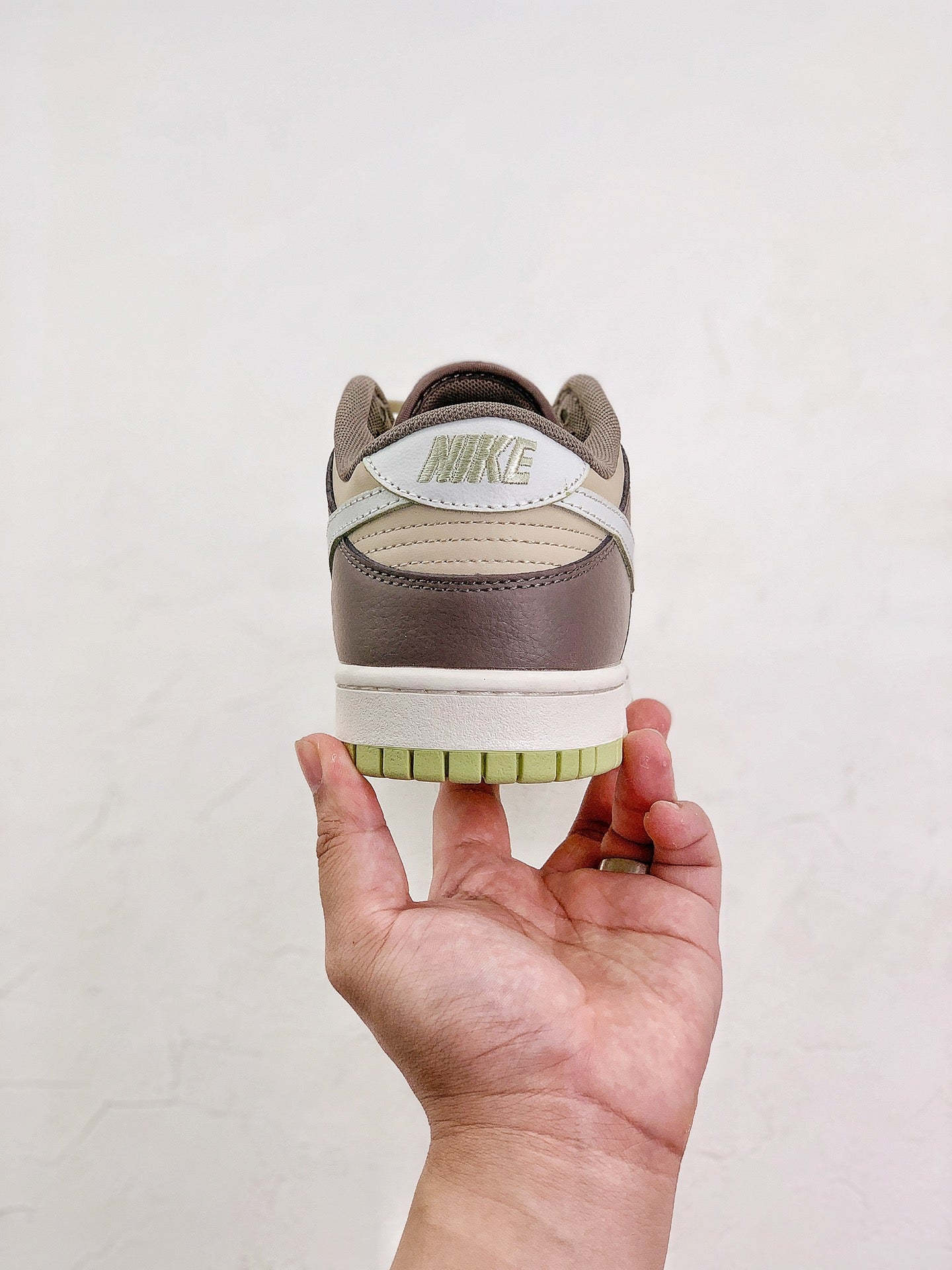 Dunk Low “Velcro Tongue”