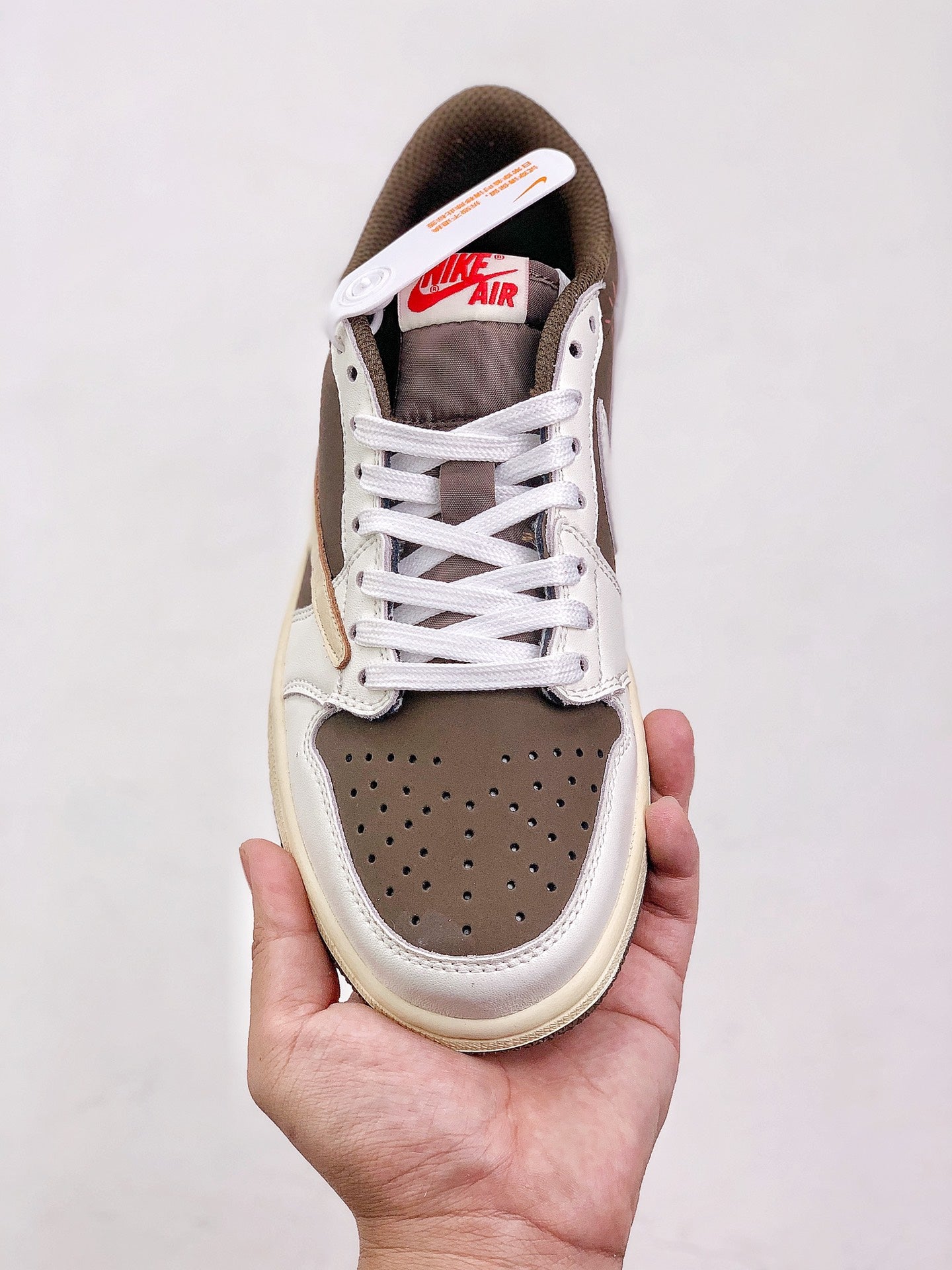 Travis Scott x Fragment x Air Jordan 1 Low