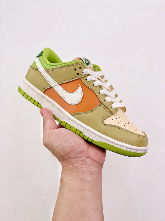 SB Dunk Low Green