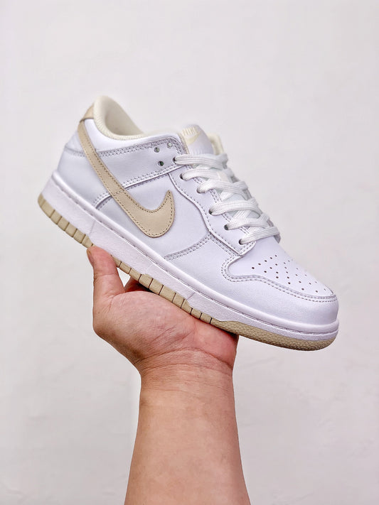 SB Dunk Low"Pearl White"